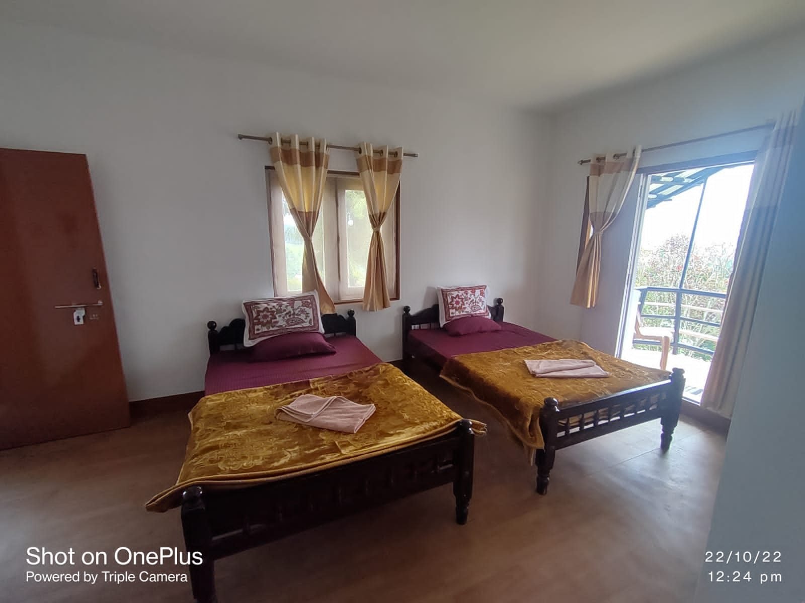 Belair Cottages – Cottages: Standard Room 9